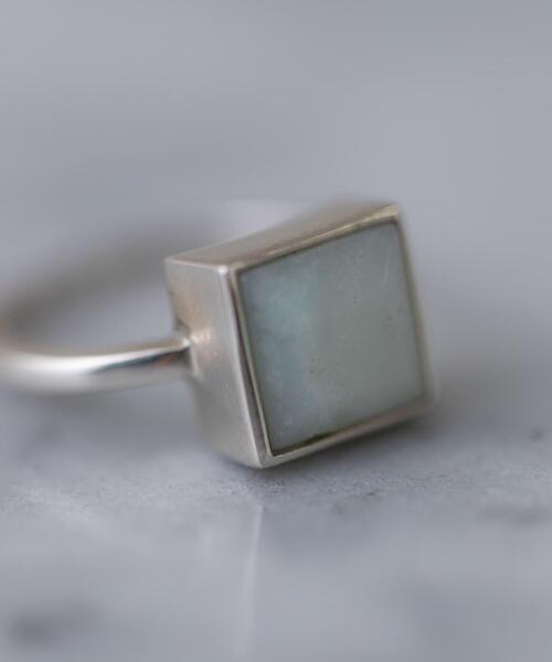 SMELLY（スメリー）の「SMELLY so’　square amazonite ring（リング・レディース・シルバー系その他・11）」の2枚目の写真