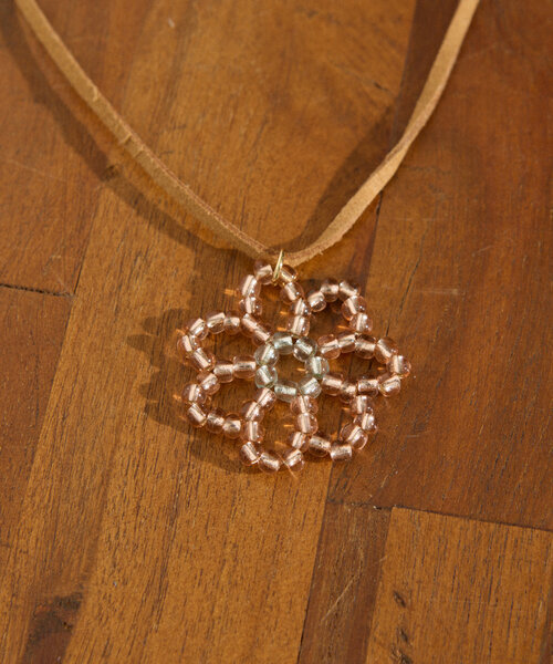 HELLO.SANFRANCISCO（ハローサンフランシスコ）の「【HELLO.SANFRANCISCO】フラワー2WAYネックレス（ネックレス・レディース・ブルー/ピンク/オレンジ・ONE SIZE）」の15枚目の写真