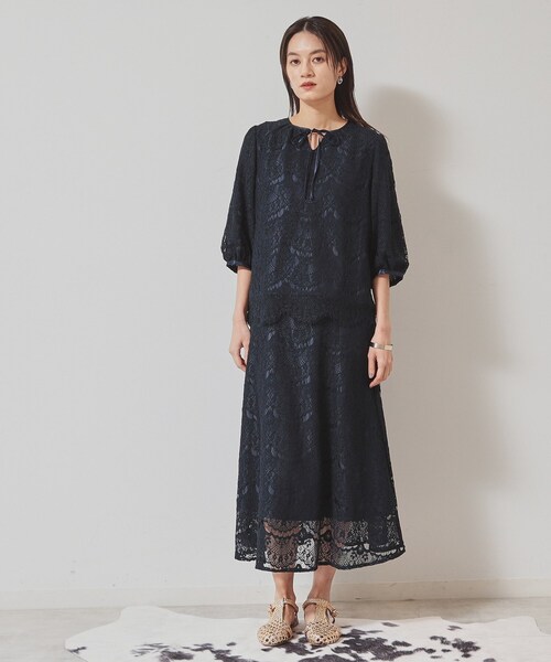 Sunauna(スーナウーナ)の「【春色/セットアップ可】裾スカラレースブラウス(シャツ/ブラウス・レディース・アイボリー/ネイビー・40/38/36)」の6枚目の写真