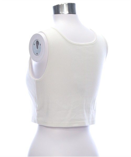 clear（クリア）の「カップ付きチビタンクトップ ［着回し万能］≪2025SS新作≫（タンクトップ・レディース・オフホワイト/ブラック・F）」の8枚目の写真