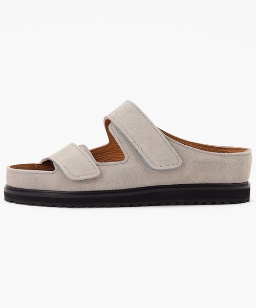 BENEXY（ベネクシー）の「120W/イチニイマル ダブリュー ベロアレザー スリム (UNISEX)（サンダル・レディース・グレイッシュベージュ/ブラック・35/36/37/38/39/40/41/42/43/44）」の3枚目の写真