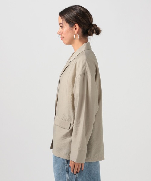 BAYFLOW（ベイフロー）の「[程よい透け感]シアージャケット（テーラードジャケット・レディース・ブラック/グレイッシュベージュ・MEDIUM/SMALL）」の13枚目の写真