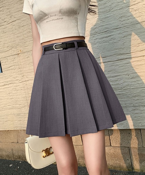 2ly2(トゥーリートゥー)の「上品シルエット◎ベルト付きプリーツスカート(スカート・レディース・ブラック/アイボリー/ブラウン/グレー・F)」の11枚目の写真