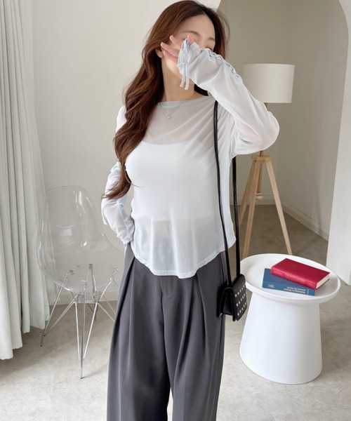 Ada.(エイダ)の「袖口 レースアップデザイン シアー カットソー(Tシャツ/カットソー・レディース・サックスブルー/ブラック/アイボリー・FREE)」の17枚目の写真