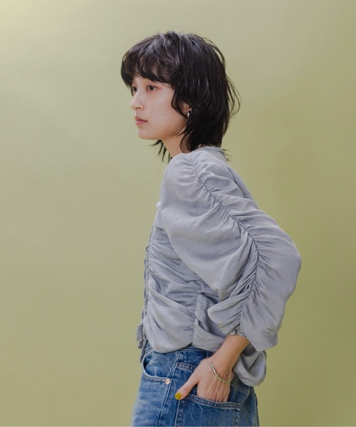 Eimee Law（エイミーロウ）の「シャーリングショートカーデ（カーディガン/ボレロ・レディース・ブルー/グレー/スミクロ/オフホワイト・FREE）」の11枚目の写真