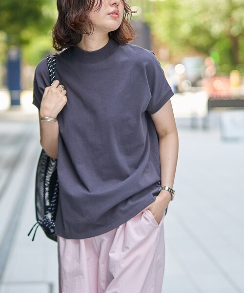 coen(コーエン)の「リピT・USAコットンフレンチスリーブTシャツ(WEB限定カラー)(Tシャツ/カットソー・レディース・ブラック/オフホワイト/ダークグレー/ロイヤルブルー/その他1/その他2/その他4/その他3・M/L)」の3枚目の写真