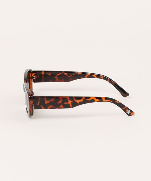 TINA：JOJUN（ティーナジョジュン）の「プリント入り レクタングルサングラス TINA：JOJUN（サングラス・レディース・ブラウン/ライトグレー・F）」の17枚目の写真