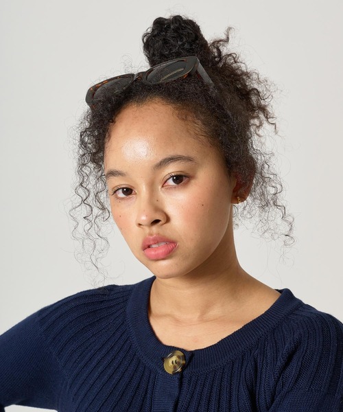 TINA：JOJUN（ティーナジョジュン）の「プリント入り レクタングルサングラス TINA：JOJUN（サングラス・レディース・ブラウン/ライトグレー・F）」の6枚目の写真