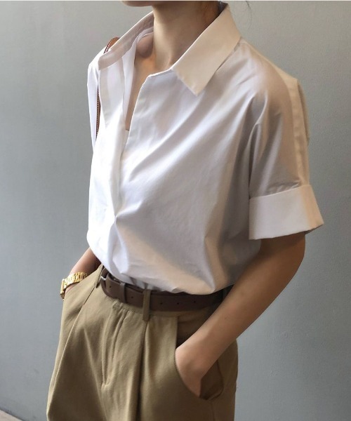 Forcement(フォースメント)の「美シルエット。さらりと快適Vネック立体半袖スキッパーシャツ夏ブラウス(シャツ/ブラウス・レディース・ホワイト/ベージュ/ブラック・ONESIZE)」の6枚目の写真