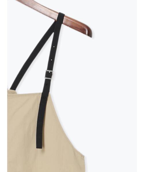 Te chichi TERRASSE（テチチテラス）の「ナイロンキャミワンピース（ワンピース・レディース・カーキ/チャコールグレー/ベージュ・F）」の7枚目の写真