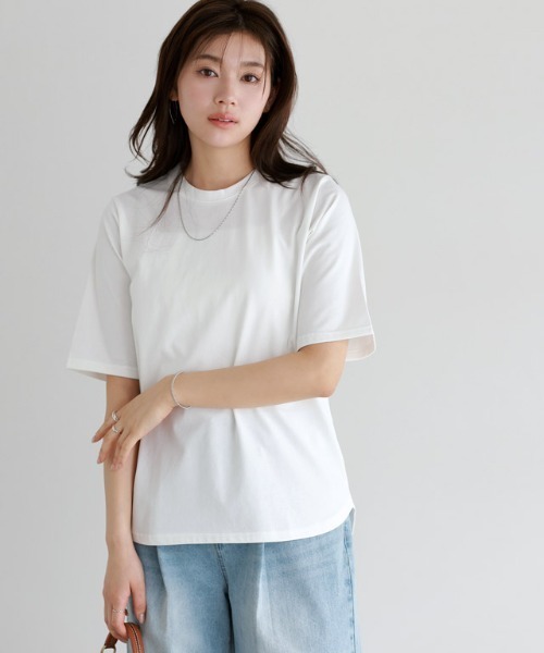 Pierrot(ピエロ)の「イージーケアバックジップデザインTシャツ(Tシャツ/カットソー・レディース・チャコール/オフホワイト/ブラック・M/L)」の5枚目の写真