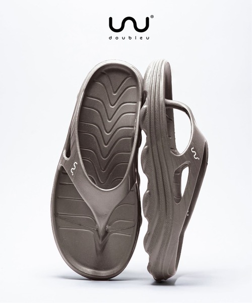 Doubleu(ダブリュー)の「Doubleu / ダブリュー RIVA MEN(サンダル・メンズ・チャコールグレー/ブラック/ブラウン・40/41/42/43)」の1枚目の写真
