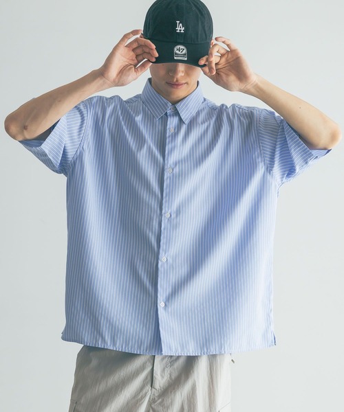 LOWRYS FARM（ローリーズファーム）の「アソートストライプシャツＳＳ　 492779（シャツ/ブラウス・メンズ・ブルー系その他/ブルー/ブルー系その他2/ブラウン・MEDIUM/LARGE）」の2枚目の写真