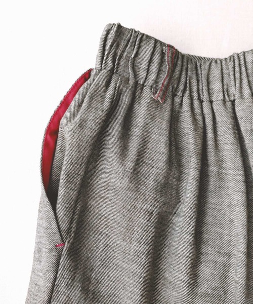 Q（キュー）の「リネンライクセミワイドパンツ（その他パンツ・レディース・アイボリー/ブラック・MEDIUM）」の9枚目の写真