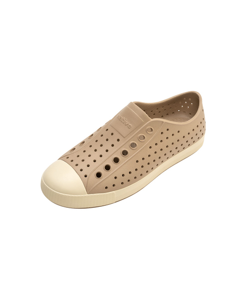 Native(ネイティブ)の「【native Shoes/ネイティブシューズ】Jefferson Sugarlit/スニーカー/軽量/イージーケア【WEB限定】(スリッポン・メンズ・アイボリー/カーキ/ホワイト/ブラック系その他/ブラック/ベージュ/ネイビー/グレー・28/27/26)」の6枚目の写真