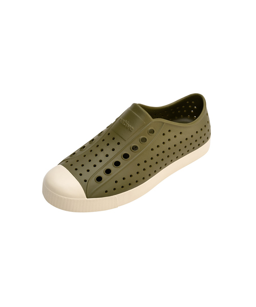 Native(ネイティブ)の「【native Shoes/ネイティブシューズ】Jefferson Sugarlit/スニーカー/軽量/イージーケア【WEB限定】(スリッポン・メンズ・アイボリー/カーキ/ホワイト/ブラック系その他/ブラック/ベージュ/ネイビー/グレー・28/27/26)」の9枚目の写真