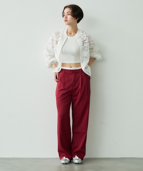 Clum(クルム)の「2tuck layered design pinstripe wide slacks / 2タックレイヤードデザインピンストライプワイドスラックス(スラックス・レディース・バーガンディー/ネイビー/チャコールグレー/ダークグリーン/ブラック・SMALL/MEDIUM)」の11枚目の写真