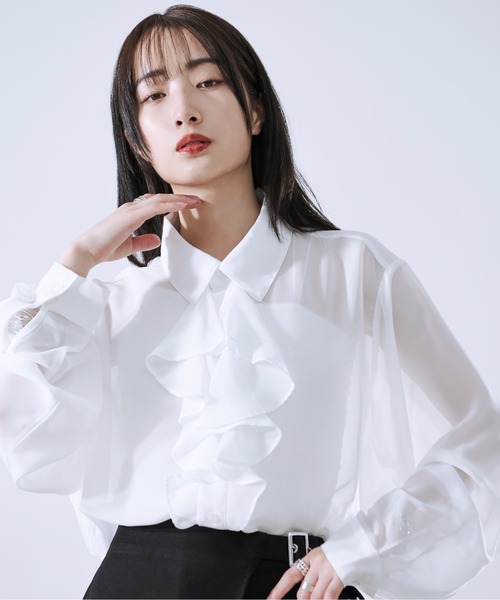 Ellno Loset（エルノロゼット）の「ラッフルタイシアーシャツ（シャツ/ブラウス・メンズ・ブラック/オフホワイト・MEDIUM/LARGE/SMALL）」の2枚目の写真