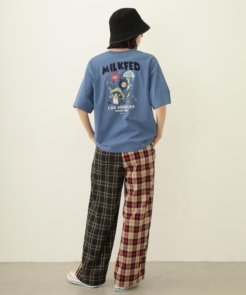 MILKFED.（ミルクフェド）の「FUNNY COLLEAGUE S/S TEE（Tシャツ/カットソー・レディース・ブルー/ブラック/オートミール・M/L）」の16枚目の写真