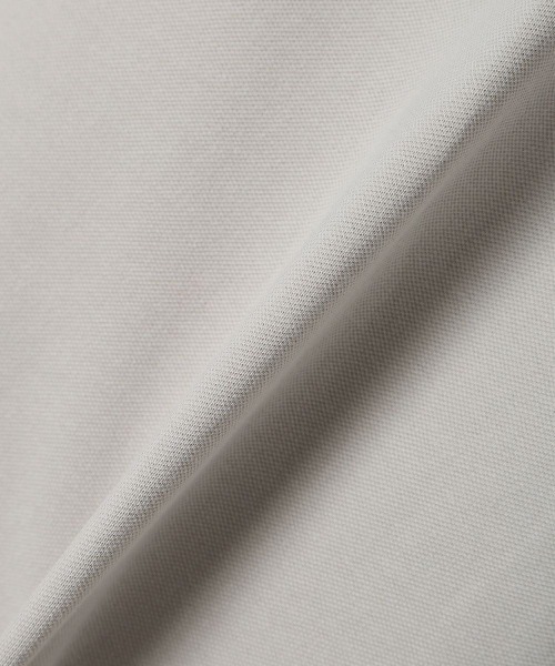 F i.n.t（フィント）の「リボンタイ付きライン入りポロシャツ【1枚で快適】/ fint　フィント（ポロシャツ・レディース・オフホワイト/レッド/ライトグレー・FREE）」の10枚目の写真