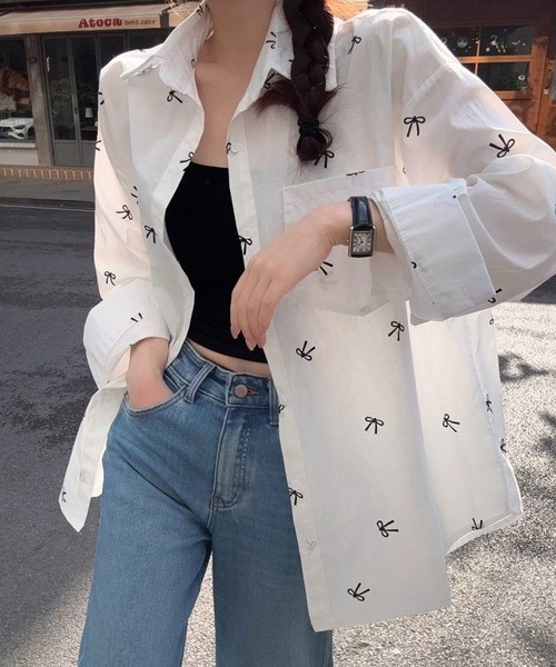 CANVAS+（キャンバスプラス）の「【CANVAS+】リボンプリントシャツ（シャツ/ブラウス・レディース・ホワイト/サックスブルー/ピンク・M）」の4枚目の写真