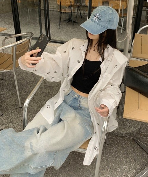 CANVAS+（キャンバスプラス）の「【CANVAS+】リボンプリントシャツ（シャツ/ブラウス・レディース・ホワイト/サックスブルー/ピンク・M）」の15枚目の写真