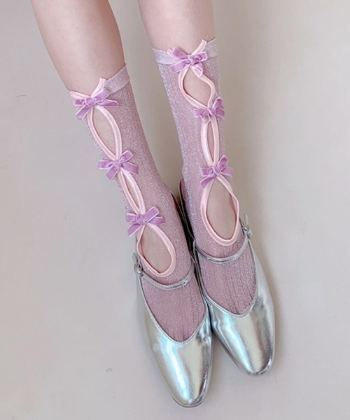 VIVID LADY（ビビッドレディー）の「レースアップ風 リボンシアーソックス（ソックス/靴下・レディース・シルバー/ライトブルー/ピンク/ベージュ/サックスブルー系/ブラック・FREE）」の5枚目の写真