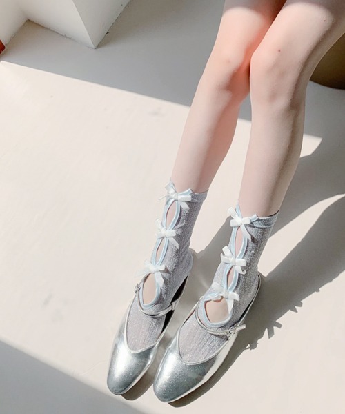 VIVID LADY（ビビッドレディー）の「レースアップ風 リボンシアーソックス（ソックス/靴下・レディース・シルバー/ライトブルー/ピンク/ベージュ/サックスブルー系/ブラック・FREE）」の20枚目の写真