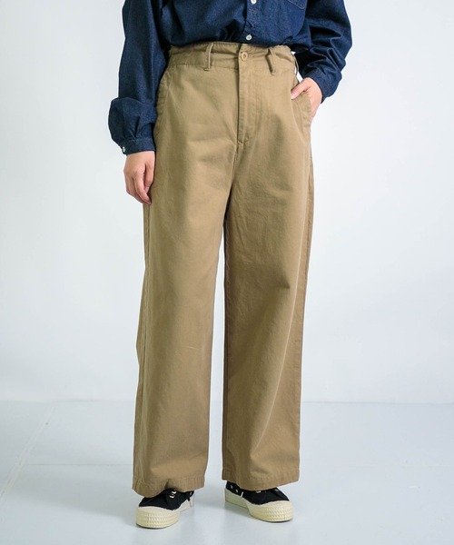D.M.G.（ドミンゴ）の「[D.M.G / ディーエムジー] 20/10ツイルピーチ ストレートイージーパンツ（チノパンツ・レディース・ブラック/ベージュ・S/M）」の3枚目の写真