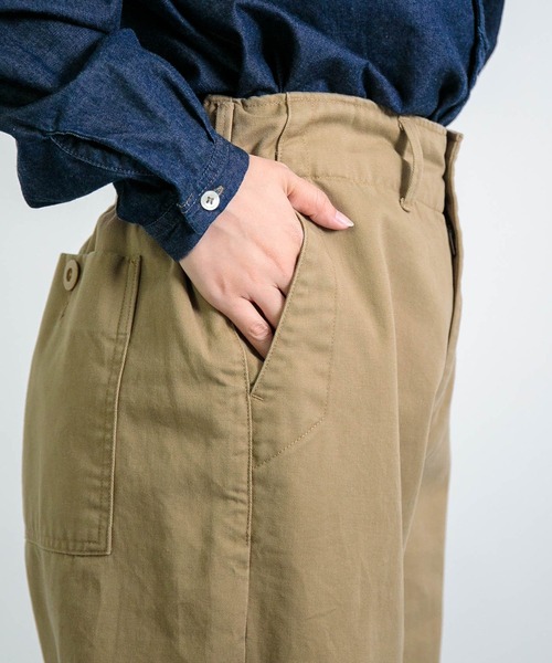 D.M.G.（ドミンゴ）の「[D.M.G / ディーエムジー] 20/10ツイルピーチ ストレートイージーパンツ（チノパンツ・レディース・ブラック/ベージュ・S/M）」の18枚目の写真