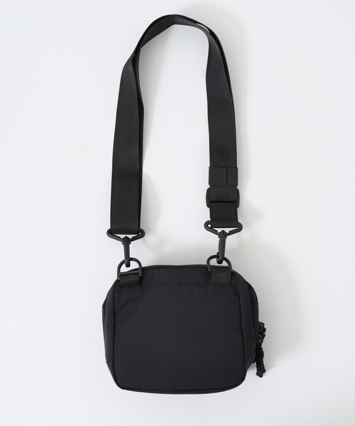 WILD THINGS(ワイルドシングス)の「WILD THINGS PUFF POUCH ナイロンボンディング パフポーチバッグ(ショルダーバッグ・メンズ・カーキ/グレー/ブラック・FREE)」の10枚目の写真