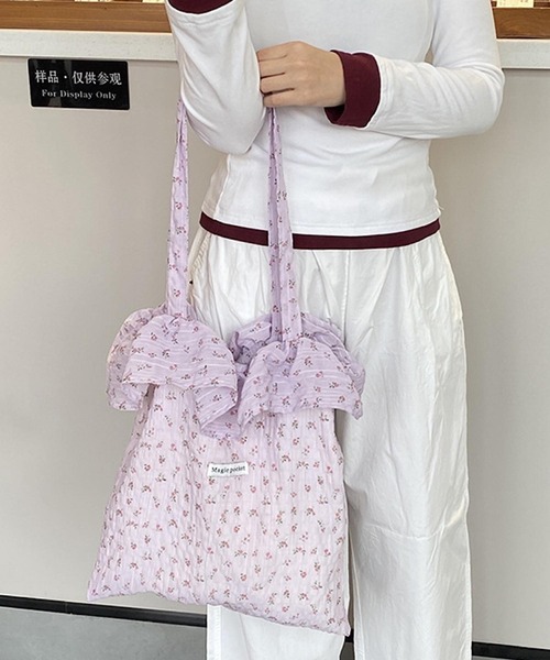 TONE SELECT GOODS(トーンセレクトグッズ)の「Liaa/小花柄 フリル トートバッグ A18655(トートバッグ・レディース・ブルー/アイボリー/パープル・FREE)」の5枚目の写真
