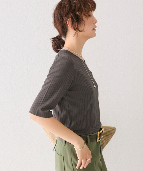 RIVE DROITE(リヴドロワ)の「【汗染み防止/全骨格着痩せ】ガードスウェットテレコTee(Tシャツ/カットソー・レディース・ピンク/ホワイト/チャコールグレー/ブラウン・FREE)」の1枚目の写真