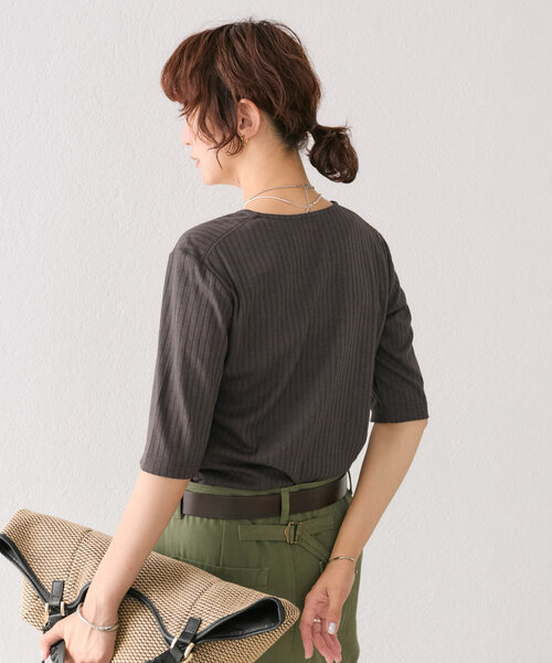 RIVE DROITE(リヴドロワ)の「【汗染み防止/全骨格着痩せ】ガードスウェットテレコTee(Tシャツ/カットソー・レディース・ピンク/ホワイト/チャコールグレー/ブラウン・FREE)」の11枚目の写真