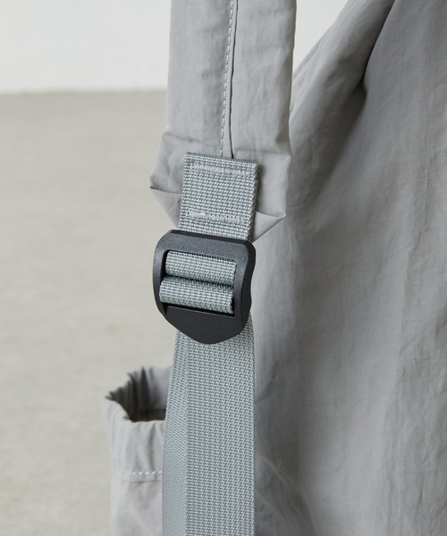 PAPILLONNER（パピヨネ）の「ドロストナイロンリュック/軽量/ZOZO限定（バックパック/リュック・レディース・ブラック/グレー・FREE）」の14枚目の写真