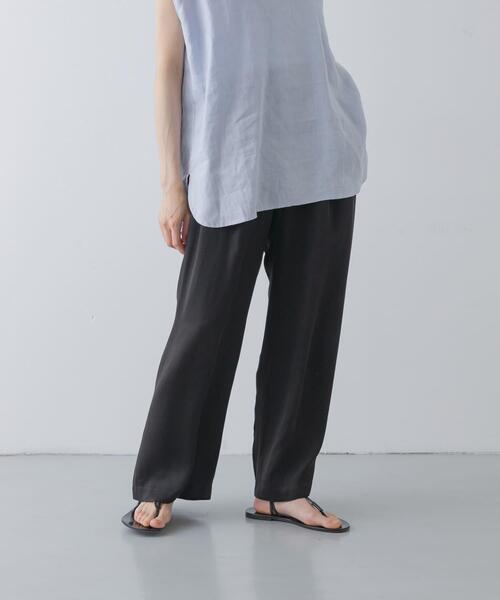 かぐれ（カグレ）の「キュプラ2タックイージーパンツ（その他パンツ・レディース・ブラック/ネイビー・FREE）」の2枚目の写真