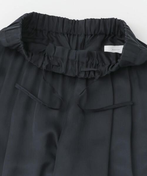 かぐれ（カグレ）の「キュプラ2タックイージーパンツ（その他パンツ・レディース・ブラック/ネイビー・FREE）」の13枚目の写真