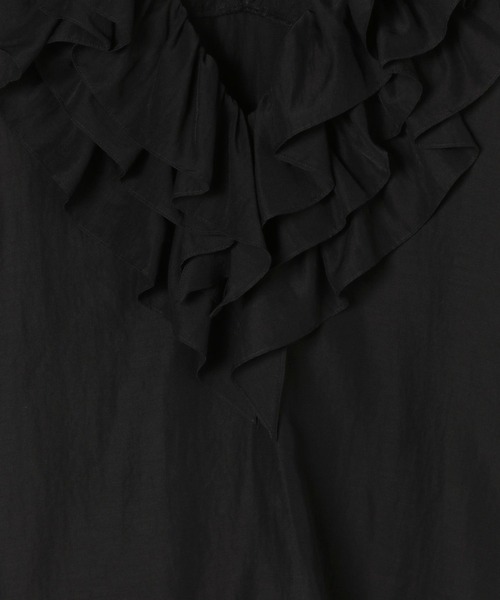 LEPSIM(レプシィム)の「フリルVネックノースリブラウス 570821(シャツ/ブラウス・レディース・ライトグリーン/ブラック/オフホワイト・FREE)」の12枚目の写真