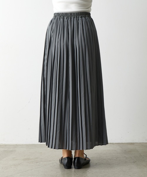 COLONY 2139（コロニートゥーワンスリーナイン）の「シアープリーツスカート（スカート・レディース・ホワイト/ブラック/チャコールグレー・FREE）」の15枚目の写真