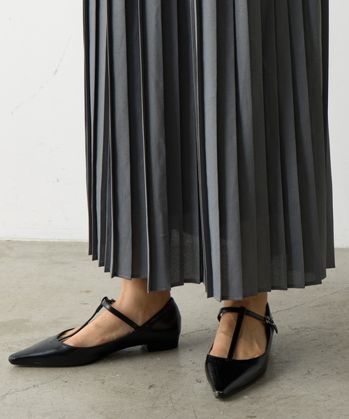 COLONY 2139（コロニートゥーワンスリーナイン）の「シアープリーツスカート（スカート・レディース・ホワイト/ブラック/チャコールグレー・FREE）」の12枚目の写真