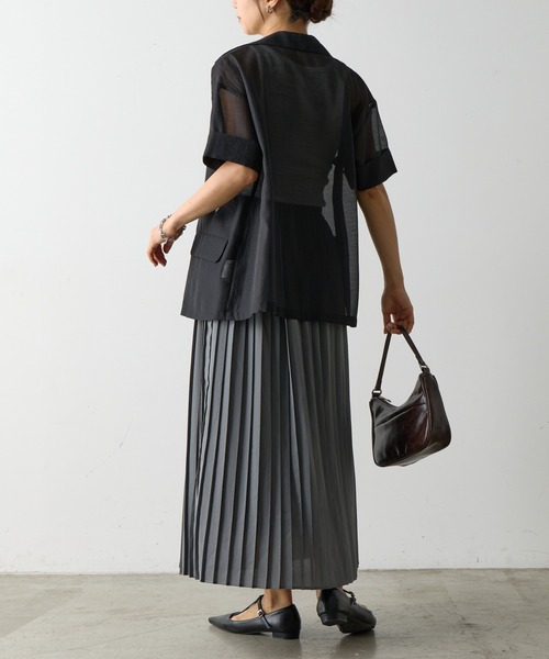 COLONY 2139（コロニートゥーワンスリーナイン）の「シアープリーツスカート（スカート・レディース・ホワイト/ブラック/チャコールグレー・FREE）」の19枚目の写真