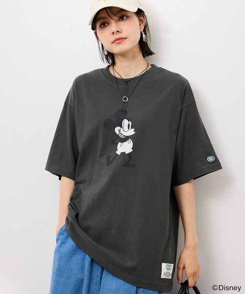 DISCUS ATHLETIC(ディスカス アスレチック)の「【DISCUS ATHLETIC/ディスカスアスレチック】DISCUS×Disney Tシャツ(Tシャツ/カットソー・レディース・チャコールグレー/ホワイト/スミクロ/ホワイト系その他2・38)」の8枚目の写真