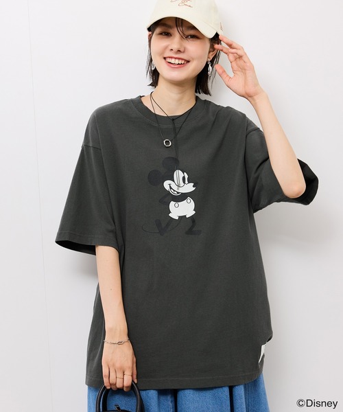 DISCUS ATHLETIC(ディスカス アスレチック)の「【DISCUS ATHLETIC/ディスカスアスレチック】DISCUS×Disney Tシャツ(Tシャツ/カットソー・レディース・チャコールグレー/ホワイト/スミクロ/ホワイト系その他2・38)」の10枚目の写真