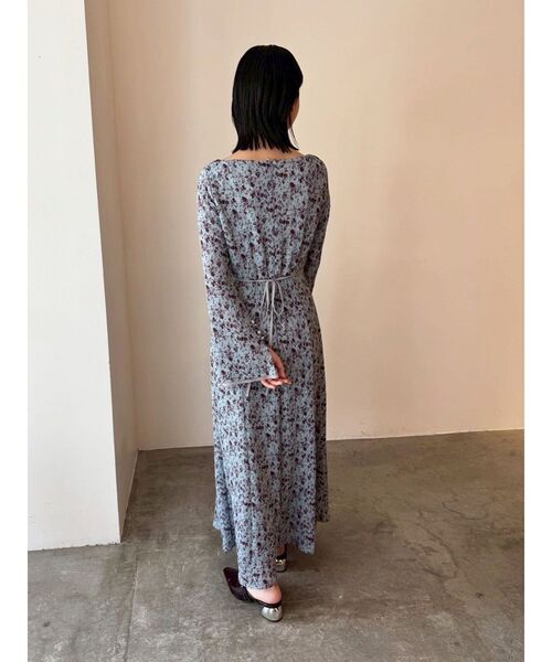 セール】ヴィンテージフラワーフレアスリーブワンピース（ワンピース