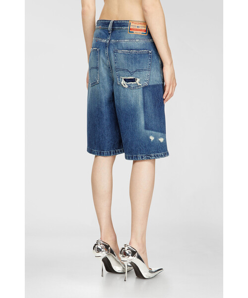 DIESEL(ディーゼル)の「ウィメンズ デニムショートパンツ DE-SIRE-SHORT(デニムパンツ・レディース・インディゴブルー・23inch/24inch/25inch/26inch/27inch)」の6枚目の写真