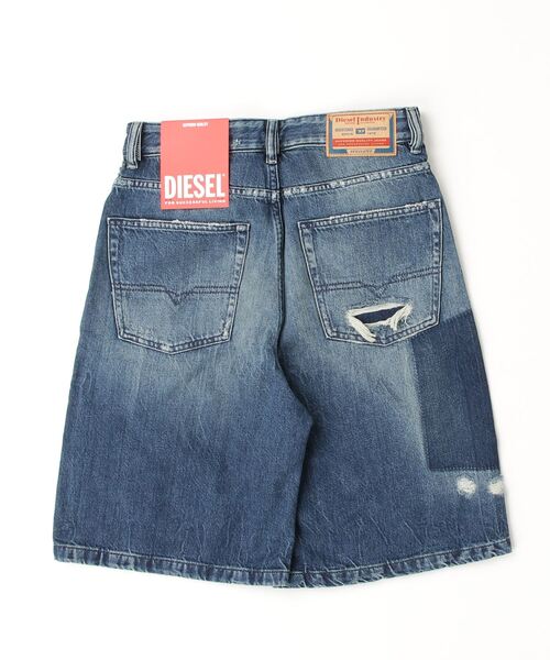 DIESEL(ディーゼル)の「ウィメンズ デニムショートパンツ DE-SIRE-SHORT(デニムパンツ・レディース・インディゴブルー・23inch/24inch/25inch/26inch/27inch)」の3枚目の写真