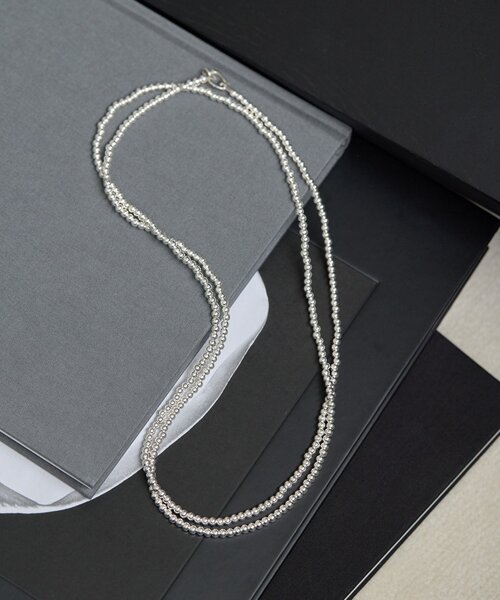 Whim Gazette(ウィムガゼット)の「【Hoaw.】シルバービース ロングネックレス(ネックレス・レディース・シルバー系その他4・FREE)」の4枚目の写真