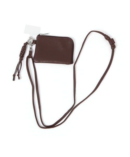 LAKOLE（ラコレ）の「フェイクレザーポーチ付きマルチスマホショルダーストラップ / 583271（スマホグッズ・レディース・ブラウン/アイボリー/ブラック/その他6・FREE）」の2枚目の写真