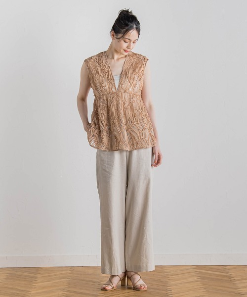 Droite lautreamont（ドロワットロートレアモン）の「チュールコード刺繍ビスチェ≪洗濯機で洗える≫（シャツ/ブラウス・レディース・ベージュ/オフホワイト/ブラック・M）」の5枚目の写真