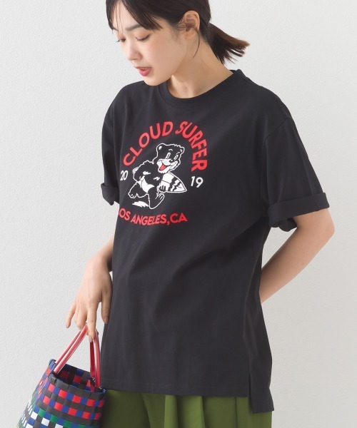 OMNES（オムネス）の「コットンロゴプリントオーバーサイズTシャツ ベアLA（Tシャツ/カットソー・レディース・ブラック/オフホワイト・MEDIUM/LARGE）」の2枚目の写真